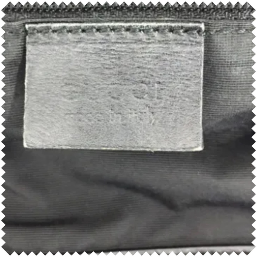 Gucci GG Canvas Tote Bag - Picture 6 of 10